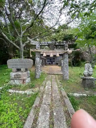 八幡神社の鳥居