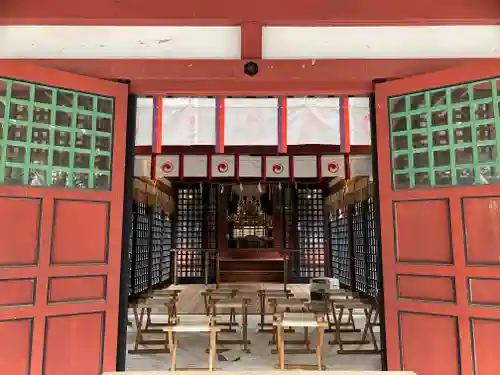 薦神社の本殿・本堂