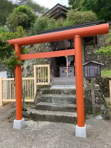 大山阿夫利神社の末社