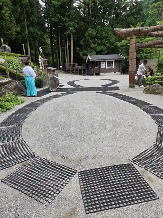 不二阿祖山太神宮(山梨県)