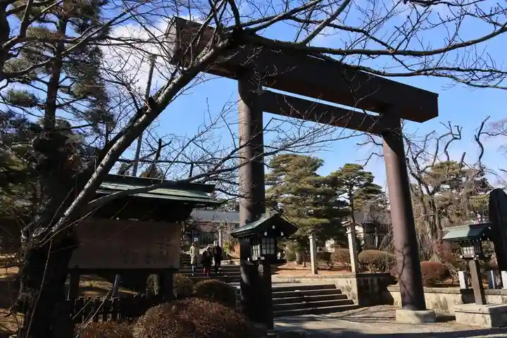 開成山大神宮の鳥居