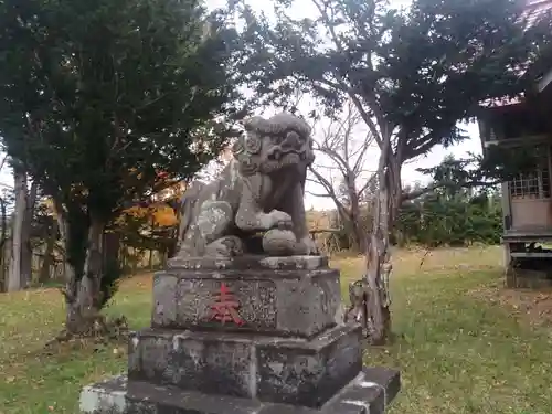 仁頃神社の狛犬