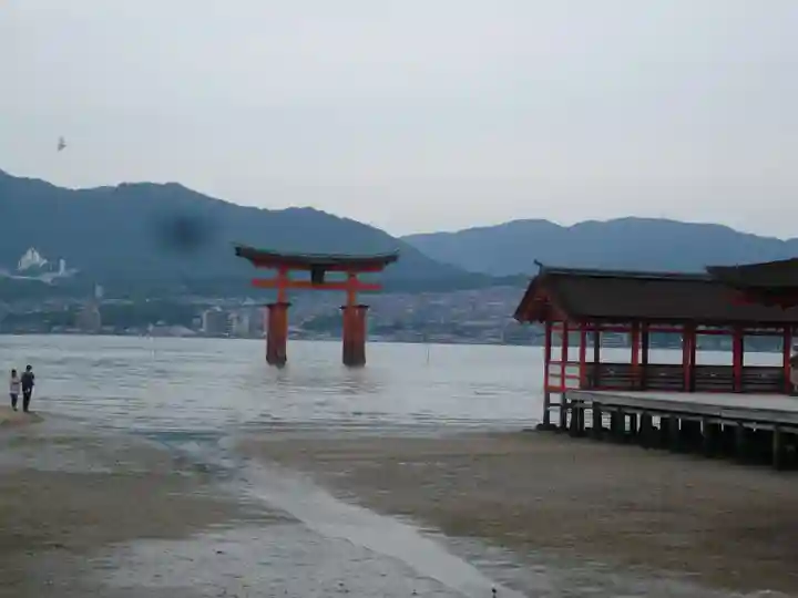 厳島神社(広島県)