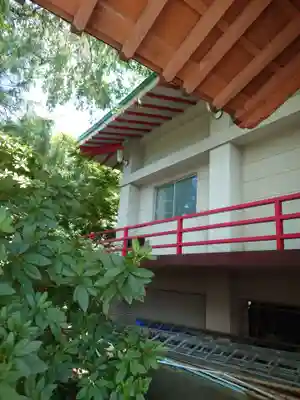 差出磯大嶽山神社 仕事と健康と厄よけの神さまの本殿・本堂