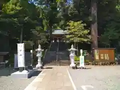 中氷川神社の建物その他