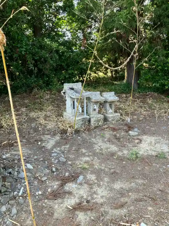 大和田町星宮神社の{uncategorized: "未分類", other: "その他", undefined: "問題あり", building: "その他建物", grave: "お墓", sacred_gate: "鳥居", guardian: "狛犬", statue: "像", buddha: "仏像", history: "歴史", nature: "自然", garden: "庭園", animal: "動物", pagoda: "塔", temizu: "手水舎", mountain_gate: "山門・神門", sanctuary: "本殿・本堂", subordinate: "末社・摂社", art: "芸術", scenery: "景色", jizo: "地蔵", ema: "絵馬", goshuin: "御朱印", omikuji: "おみくじ", items: "授与品その他", amulet: "お守り", goshuincho: "御朱印帳", eats: "食事", festival: "お祭り", votive_dance: "神楽", shichigosan: "七五三参", wedding: "結婚式", experience: "体験その他", initially: "初詣", around: "周辺", anti_infection: "感染症対策"}