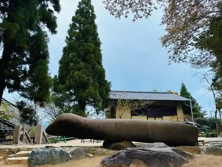 主乃雅神社の{uncategorized: "未分類", other: "その他", undefined: "問題あり", building: "その他建物", grave: "お墓", sacred_gate: "鳥居", guardian: "狛犬", statue: "像", buddha: "仏像", history: "歴史", nature: "自然", garden: "庭園", animal: "動物", pagoda: "塔", temizu: "手水舎", mountain_gate: "山門・神門", sanctuary: "本殿・本堂", subordinate: "末社・摂社", art: "芸術", scenery: "景色", jizo: "地蔵", ema: "絵馬", goshuin: "御朱印", omikuji: "おみくじ", items: "授与品その他", amulet: "お守り", goshuincho: "御朱印帳", eats: "食事", festival: "お祭り", votive_dance: "神楽", shichigosan: "七五三参", wedding: "結婚式", experience: "体験その他", initially: "初詣", around: "周辺", anti_infection: "感染症対策"}