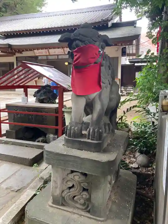 王子稲荷神社の狛犬