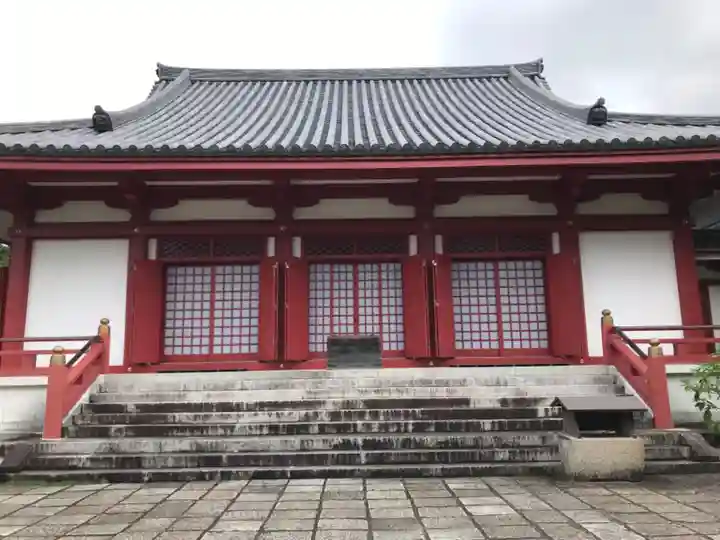 高山寺の本殿・本堂