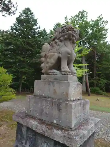 上川神社の狛犬