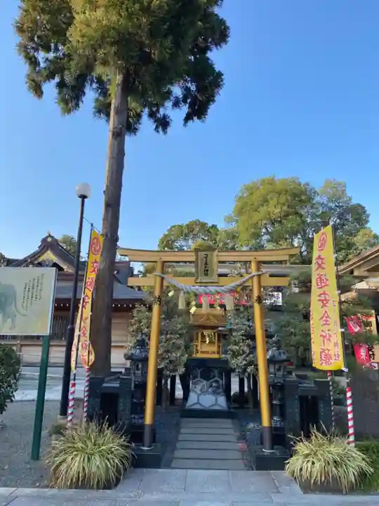亀ケ池八幡宮の末社・摂社