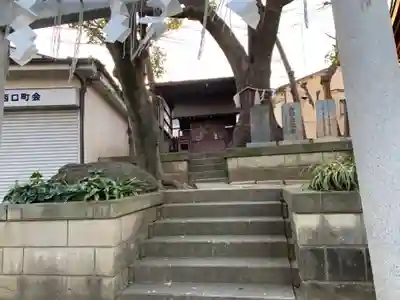女塚神社の末社・摂社