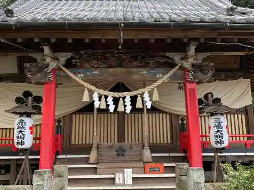  三嶋神社の本殿・本堂