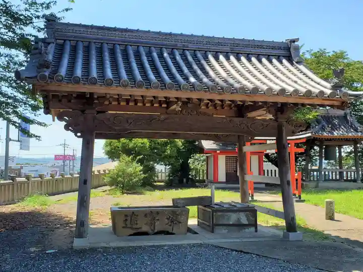 佐保神社の手水舎