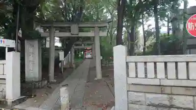自由が丘熊野神社の鳥居