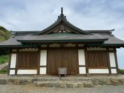 宗像大社沖津宮遥拝所の{uncategorized: "未分類", other: "その他", undefined: "問題あり", building: "その他建物", grave: "お墓", sacred_gate: "鳥居", guardian: "狛犬", statue: "像", buddha: "仏像", history: "歴史", nature: "自然", garden: "庭園", animal: "動物", pagoda: "塔", temizu: "手水舎", mountain_gate: "山門・神門", sanctuary: "本殿・本堂", subordinate: "末社・摂社", art: "芸術", scenery: "景色", jizo: "地蔵", ema: "絵馬", goshuin: "御朱印", omikuji: "おみくじ", items: "授与品その他", amulet: "お守り", goshuincho: "御朱印帳", eats: "食事", festival: "お祭り", votive_dance: "神楽", shichigosan: "七五三参", wedding: "結婚式", experience: "体験その他", initially: "初詣", around: "周辺", anti_infection: "感染症対策"}