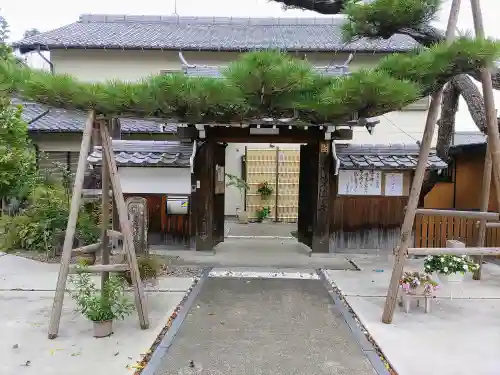 妙海寺の山門・神門