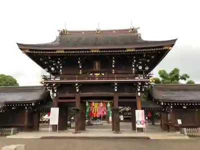 真清田神社の山門・神門