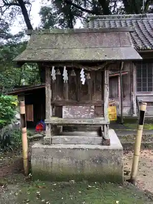 川田八幡神社の末社・摂社