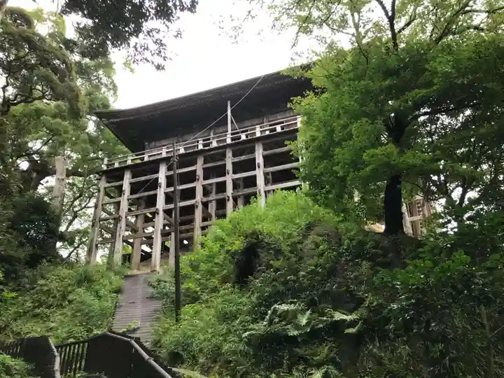 笠森寺の本殿・本堂