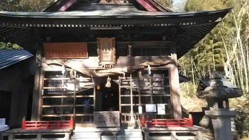 雲八幡宮の本殿・本堂