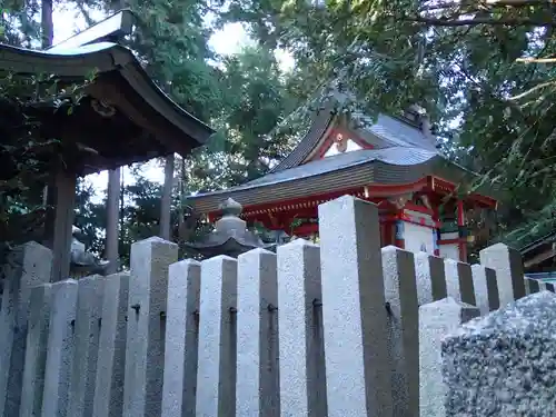 殖栗神社の本殿・本堂