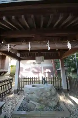 天沼八幡神社の手水舎