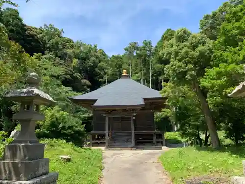 法華寺の本殿・本堂