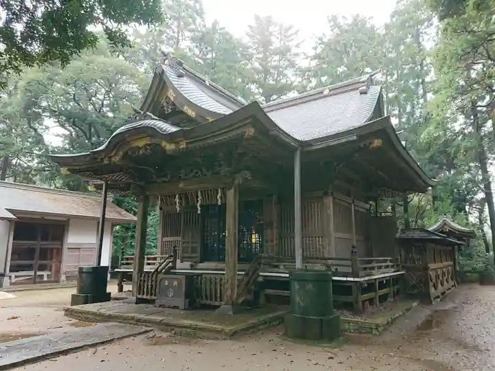 諏訪神社の本殿・本堂