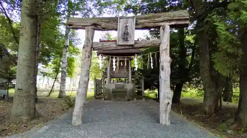 相内神社の末社