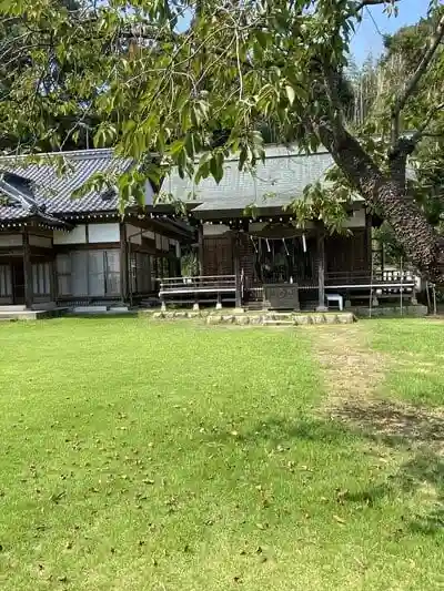 青麻神社の本殿