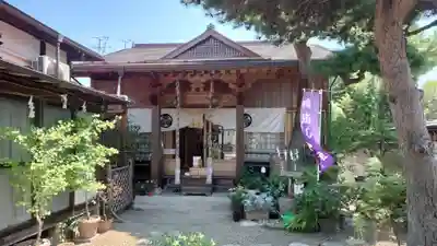 御嶽山神社の本殿・本堂