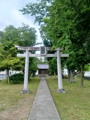 日吉神社の{uncategorized: "未分類", other: "その他", undefined: "問題あり", building: "その他建物", grave: "お墓", sacred_gate: "鳥居", guardian: "狛犬", statue: "像", buddha: "仏像", history: "歴史", nature: "自然", garden: "庭園", animal: "動物", pagoda: "塔", temizu: "手水舎", mountain_gate: "山門・神門", sanctuary: "本殿・本堂", subordinate: "末社・摂社", art: "芸術", scenery: "景色", jizo: "地蔵", ema: "絵馬", goshuin: "御朱印", omikuji: "おみくじ", items: "授与品その他", amulet: "お守り", goshuincho: "御朱印帳", eats: "食事", festival: "お祭り", votive_dance: "神楽", shichigosan: "七五三参", wedding: "結婚式", experience: "体験その他", initially: "初詣", around: "周辺", anti_infection: "感染症対策"}