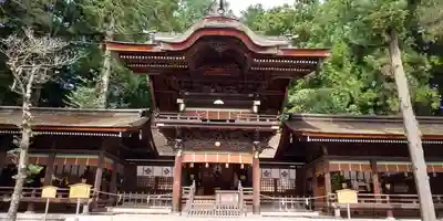 諏訪大社下社秋宮の本殿・本堂