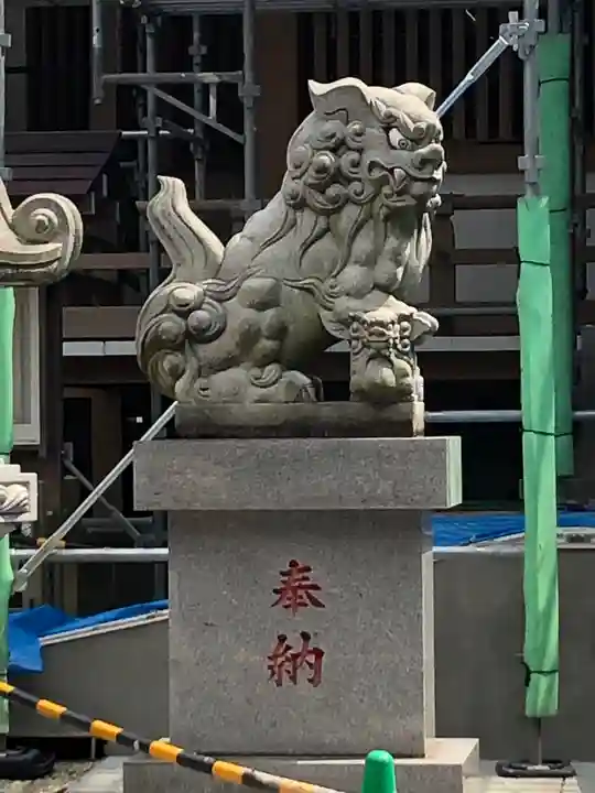 神鳥前川神社の狛犬