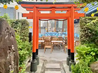 福永稲荷大明神の鳥居