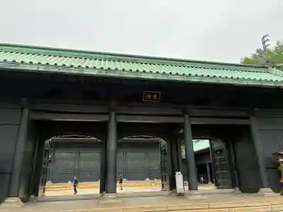 湯島聖堂の{uncategorized: "未分類", other: "その他", undefined: "問題あり", building: "その他建物", grave: "お墓", sacred_gate: "鳥居", guardian: "狛犬", statue: "像", buddha: "仏像", history: "歴史", nature: "自然", garden: "庭園", animal: "動物", pagoda: "塔", temizu: "手水舎", mountain_gate: "山門・神門", sanctuary: "本殿・本堂", subordinate: "末社・摂社", art: "芸術", scenery: "景色", jizo: "地蔵", ema: "絵馬", goshuin: "御朱印", omikuji: "おみくじ", items: "授与品その他", amulet: "お守り", goshuincho: "御朱印帳", eats: "食事", festival: "お祭り", votive_dance: "神楽", shichigosan: "七五三参", wedding: "結婚式", experience: "体験その他", initially: "初詣", around: "周辺", anti_infection: "感染症対策"}