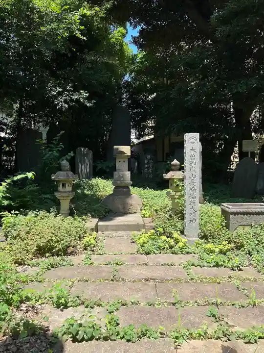嶺御嶽神社(東京都)