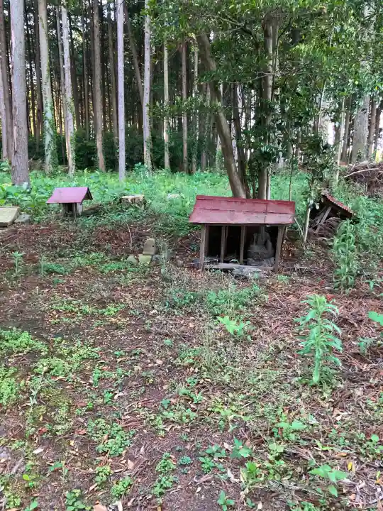 沼坪温泉神社の{uncategorized: "未分類", other: "その他", undefined: "問題あり", building: "その他建物", grave: "お墓", sacred_gate: "鳥居", guardian: "狛犬", statue: "像", buddha: "仏像", history: "歴史", nature: "自然", garden: "庭園", animal: "動物", pagoda: "塔", temizu: "手水舎", mountain_gate: "山門・神門", sanctuary: "本殿・本堂", subordinate: "末社・摂社", art: "芸術", scenery: "景色", jizo: "地蔵", ema: "絵馬", goshuin: "御朱印", omikuji: "おみくじ", items: "授与品その他", amulet: "お守り", goshuincho: "御朱印帳", eats: "食事", festival: "お祭り", votive_dance: "神楽", shichigosan: "七五三参", wedding: "結婚式", experience: "体験その他", initially: "初詣", around: "周辺", anti_infection: "感染症対策"}