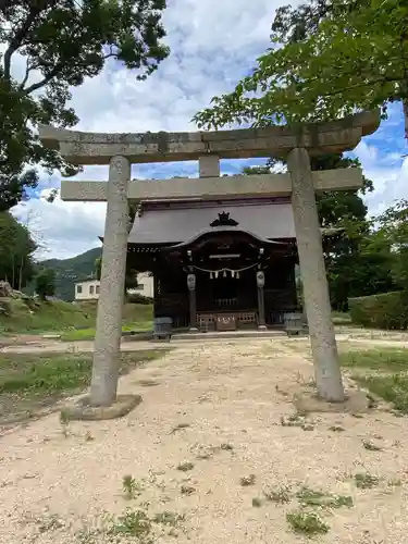 築山神社の鳥居