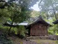 熊野神社の{uncategorized: "未分類", other: "その他", undefined: "問題あり", building: "その他建物", grave: "お墓", sacred_gate: "鳥居", guardian: "狛犬", statue: "像", buddha: "仏像", history: "歴史", nature: "自然", garden: "庭園", animal: "動物", pagoda: "塔", temizu: "手水舎", mountain_gate: "山門・神門", sanctuary: "本殿・本堂", subordinate: "末社・摂社", art: "芸術", scenery: "景色", jizo: "地蔵", ema: "絵馬", goshuin: "御朱印", omikuji: "おみくじ", items: "授与品その他", amulet: "お守り", goshuincho: "御朱印帳", eats: "食事", festival: "お祭り", votive_dance: "神楽", shichigosan: "七五三参", wedding: "結婚式", experience: "体験その他", initially: "初詣", around: "周辺", anti_infection: "感染症対策"}