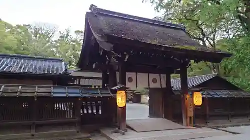 河合神社（鴨川合坐小社宅神社）の山門・神門
