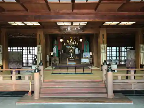 亀山八幡宮の本殿・本堂