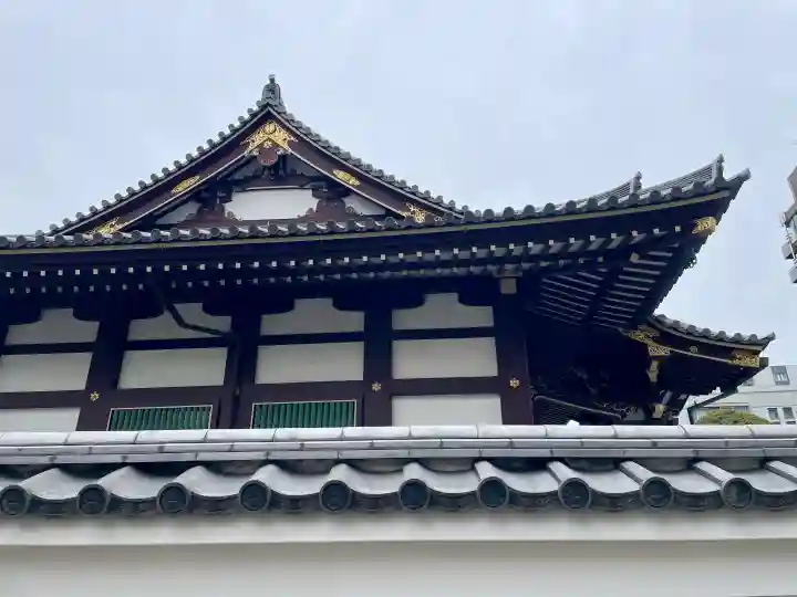 源長寺の{uncategorized: "未分類", other: "その他", undefined: "問題あり", building: "その他建物", grave: "お墓", sacred_gate: "鳥居", guardian: "狛犬", statue: "像", buddha: "仏像", history: "歴史", nature: "自然", garden: "庭園", animal: "動物", pagoda: "塔", temizu: "手水舎", mountain_gate: "山門・神門", sanctuary: "本殿・本堂", subordinate: "末社・摂社", art: "芸術", scenery: "景色", jizo: "地蔵", ema: "絵馬", goshuin: "御朱印", omikuji: "おみくじ", items: "授与品その他", amulet: "お守り", goshuincho: "御朱印帳", eats: "食事", festival: "お祭り", votive_dance: "神楽", shichigosan: "七五三参", wedding: "結婚式", experience: "体験その他", initially: "初詣", around: "周辺", anti_infection: "感染症対策"}