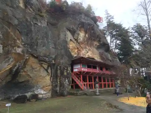 達谷西光寺の景色