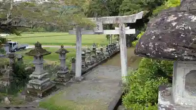 岩崎神社の鳥居