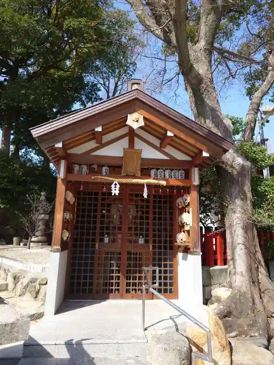 綱敷天満神社の末社・摂社
