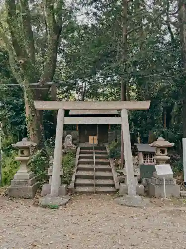 松阪神社の{uncategorized: "未分類", other: "その他", undefined: "問題あり", building: "その他建物", grave: "お墓", sacred_gate: "鳥居", guardian: "狛犬", statue: "像", buddha: "仏像", history: "歴史", nature: "自然", garden: "庭園", animal: "動物", pagoda: "塔", temizu: "手水舎", mountain_gate: "山門・神門", sanctuary: "本殿・本堂", subordinate: "末社・摂社", art: "芸術", scenery: "景色", jizo: "地蔵", ema: "絵馬", goshuin: "御朱印", omikuji: "おみくじ", items: "授与品その他", amulet: "お守り", goshuincho: "御朱印帳", eats: "食事", festival: "お祭り", votive_dance: "神楽", shichigosan: "七五三参", wedding: "結婚式", experience: "体験その他", initially: "初詣", around: "周辺", anti_infection: "感染症対策"}