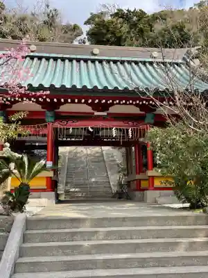洲崎神社の山門・神門