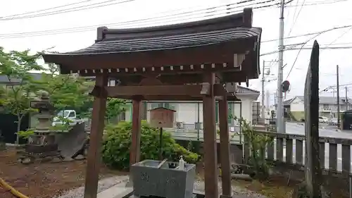 三ツ木神社の手水舎